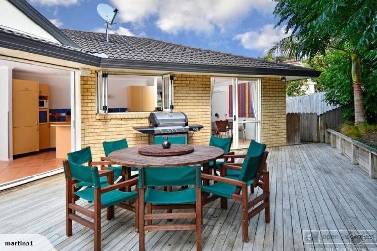 Photo of property in 7 Helen Ryburn Place, Torbay, Auckland, 0630