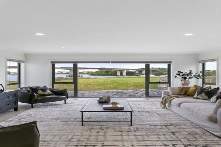 Photo of property in 17e Pakuranga Road, Pakuranga, Auckland, 2010