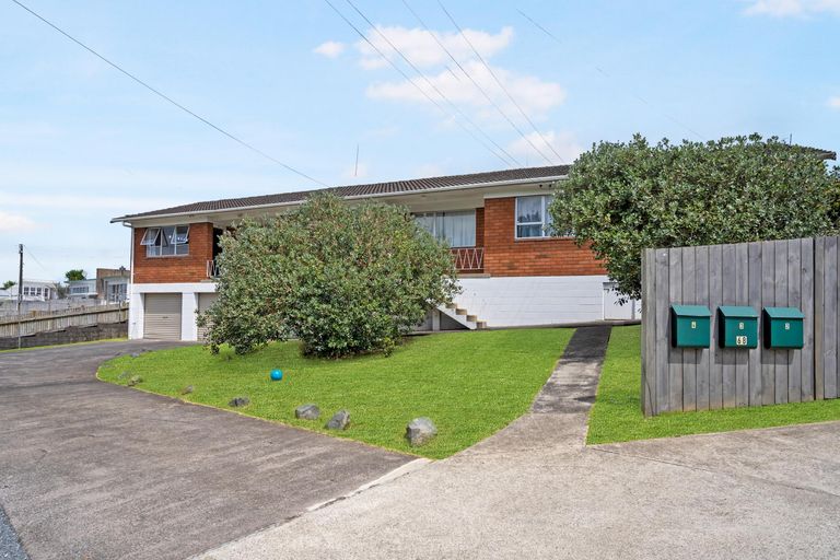 Photo of property in 3/68 Rua Road, Glen Eden, Auckland, 0602