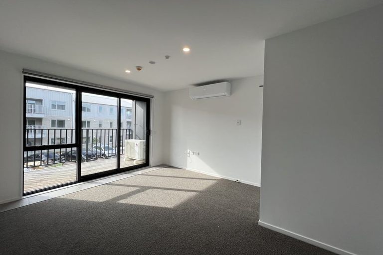 Photo of property in 206/28c Eileen Newey Place, Henderson, Auckland, 0612