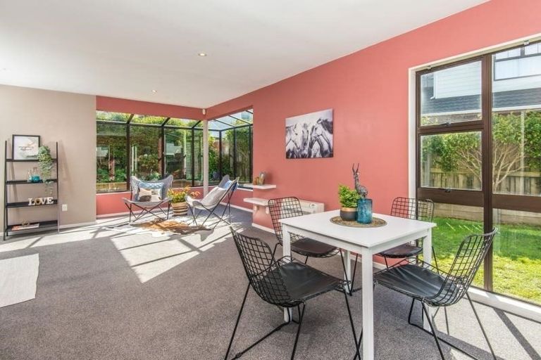 Photo of property in 45a Satara Crescent, Khandallah, Wellington, 6035