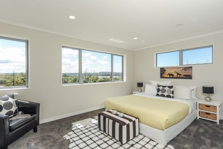 Photo of property in 36 Lockheed Street, Hobsonville, Auckland, 0618