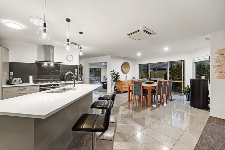 Photo of property in 7 Santorini Key, Papamoa Beach, Papamoa, 3118