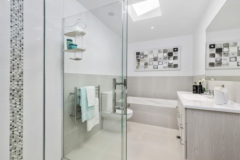 Photo of property in 70 Squadron Drive, Hobsonville, Auckland, 0616