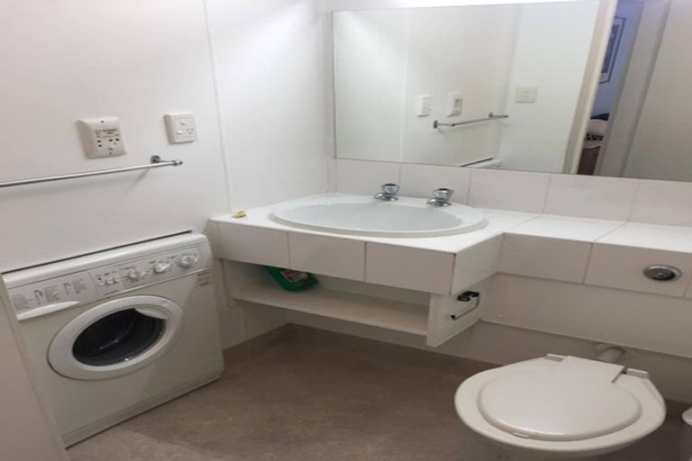 Photo of property in Capital Hill Apartments, 15/54u Hill Street, Thorndon, Wellington, 6011
