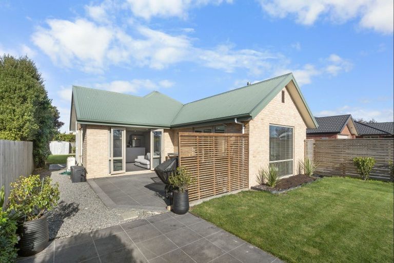 Photo of property in 24 Rochester Crescent, Rolleston, 7614