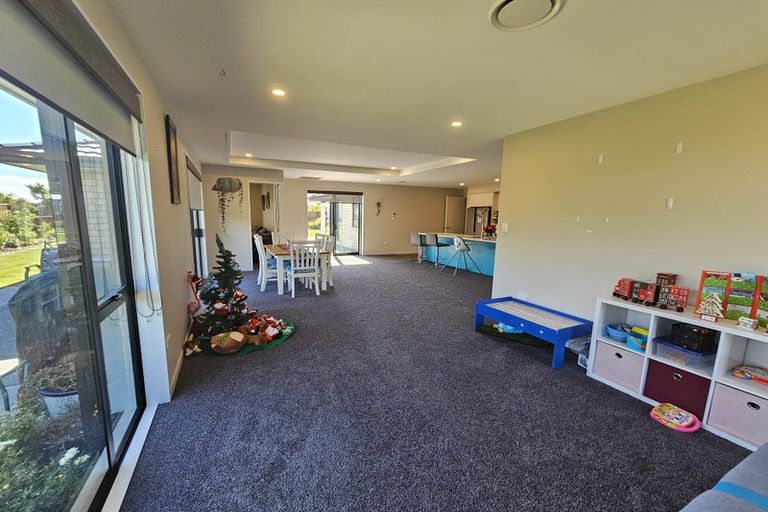 Photo of property in 36 The Esplanade, Pegasus, 7612