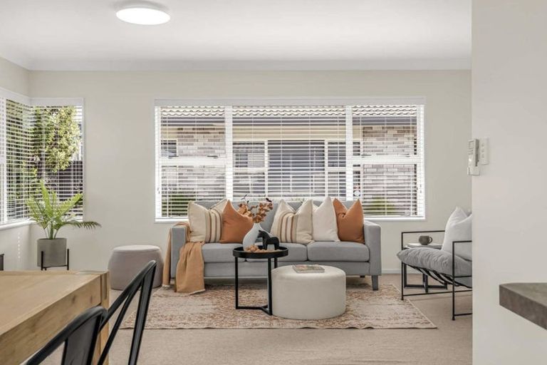 Photo of property in 2/37 Fourth Avenue, Tauranga, 3110