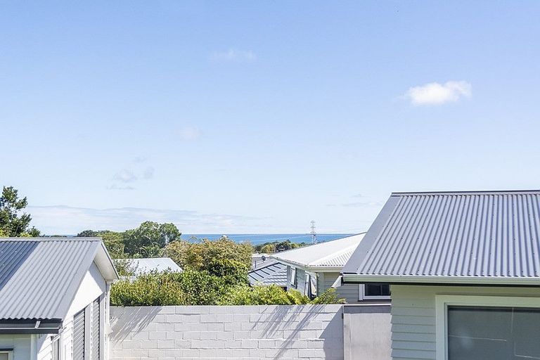 Photo of property in 174 Ngamotu Road, Spotswood, New Plymouth, 4310