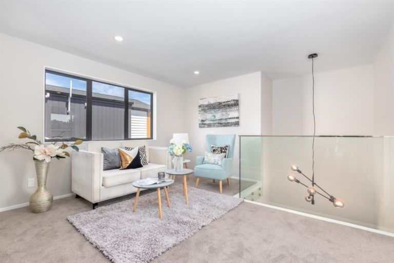 Photo of property in 18 Kano Way, Hobsonville, Auckland, 0616