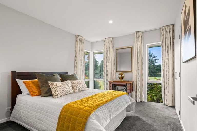 Photo of property in 92 Hodgens Road, Prebbleton, 7676