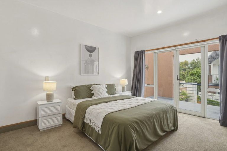 Photo of property in 64 Drivers Road, Maori Hill, Dunedin, 9010