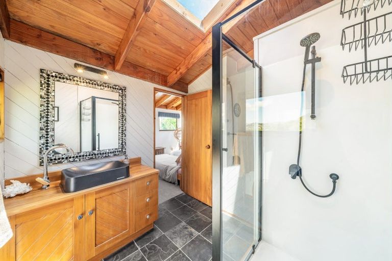 Photo of property in 99 Motuhara Road, Plimmerton, Porirua, 5026
