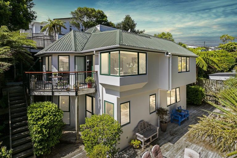 Photo of property in 18a Lucknow Terrace, Khandallah, Wellington, 6035