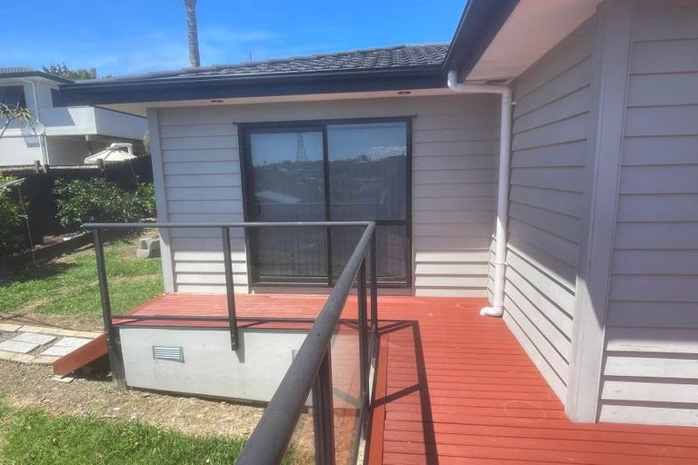 Photo of property in 58 Cartmel Avenue, Massey, Auckland, 0614