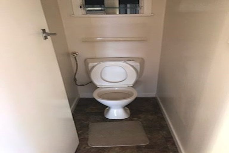 Photo of property in 54 Thomas Road, Mangere, Auckland, 2022