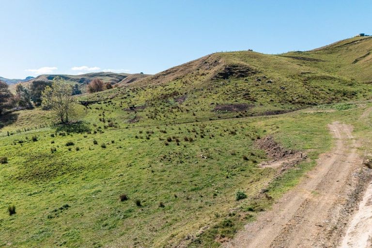 Photo of property in 614b Apley Road, Puketapu, Napier, 4182