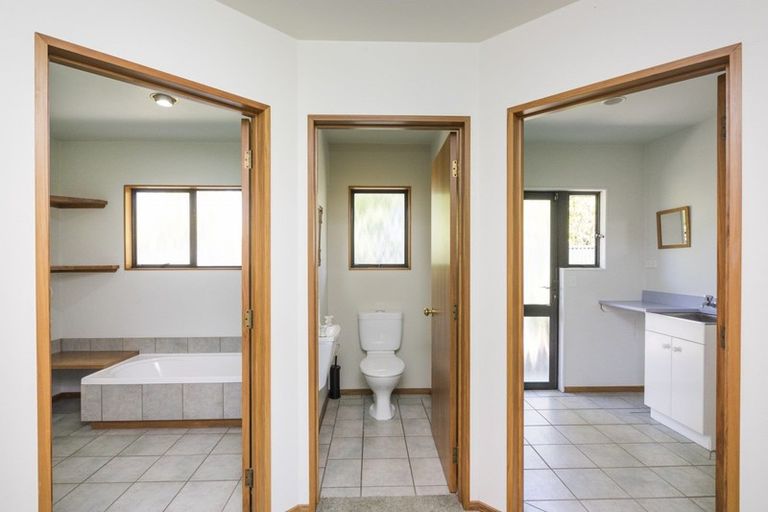 Photo of property in 16 Tudor Grove, Feilding, 4702