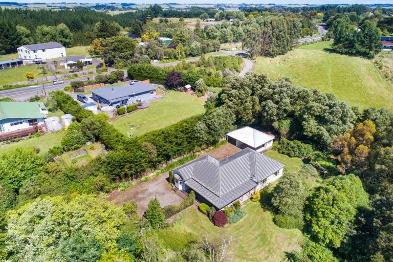 Photo of property in 82 Halcombe Road, Feilding, 4775