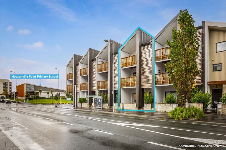 Photo of property in 217 Hobsonville Point Road, Hobsonville, Auckland, 0616