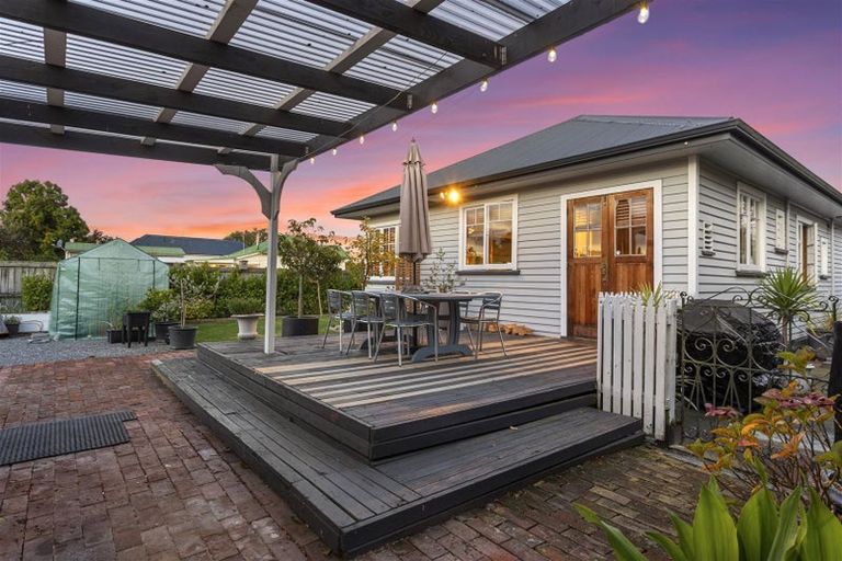 Photo of property in 32 Rochester Street, Linwood, Christchurch, 8062