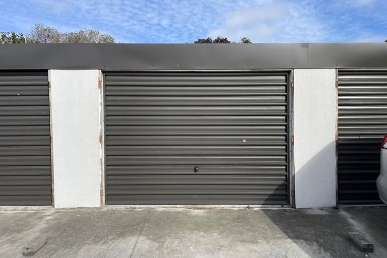 Photo of property in 2/11 Maxwell Street, Riccarton, Christchurch, 8041