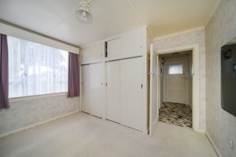 Photo of property in 2 Rira Street, Marton, 4710