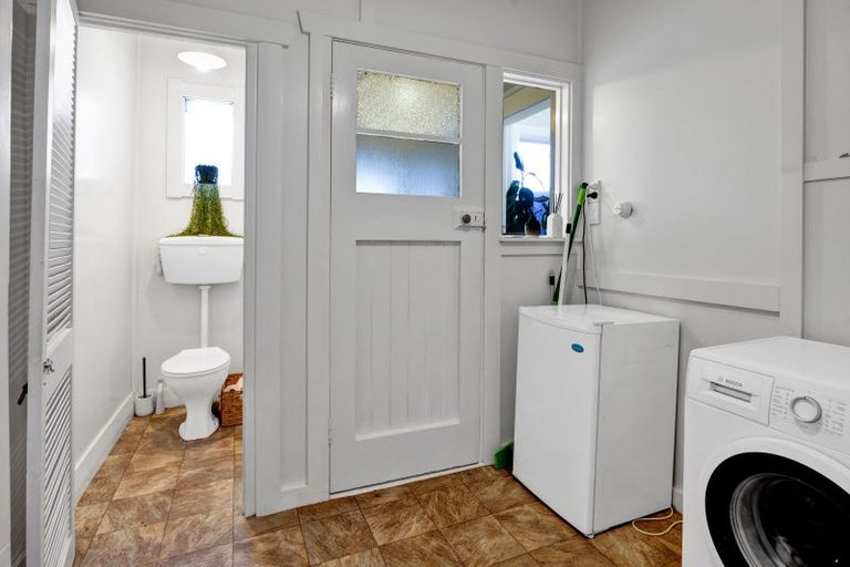 Photo of property in 45 Vogel Street, Hawera, 4610