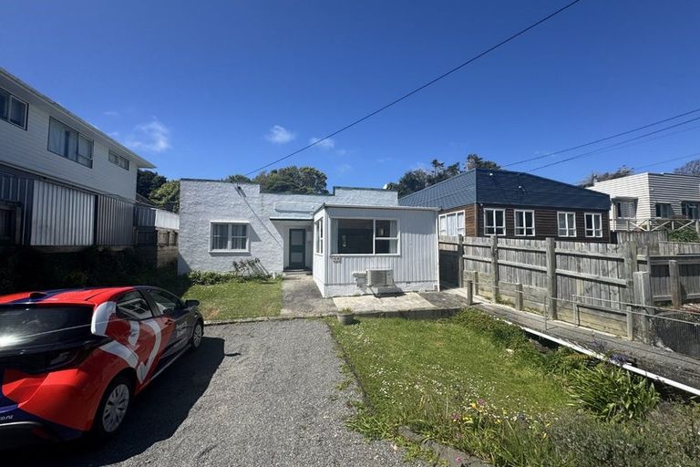 Photo of property in 58 Standen Street, Karori, Wellington, 6012