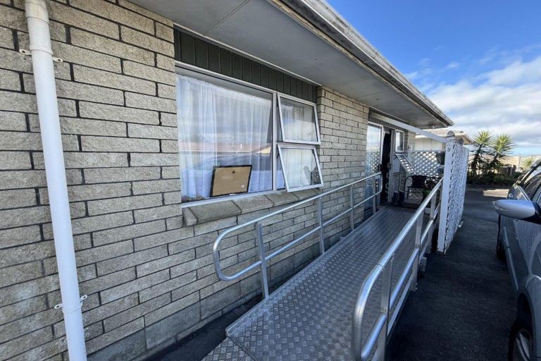 Photo of property in 221c Puriri Street, Castlecliff, Wanganui, 4501