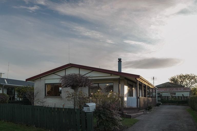 Photo of property in 37 Lloyd Street, Parkvale, Tauranga, 3112
