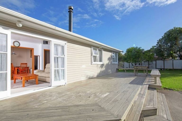 Photo of property in 7 Wanaka Place, Pakuranga Heights, Auckland, 2010