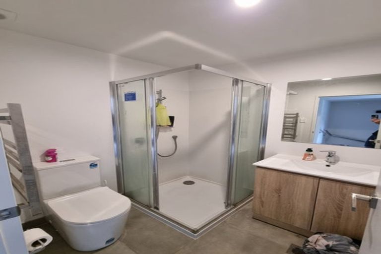 Photo of property in 53 Morihana Close, Glen Eden, Auckland, 0602