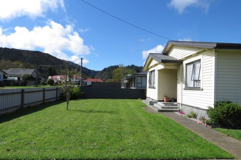 Photo of property in 46 Main Street, Reefton, 7830