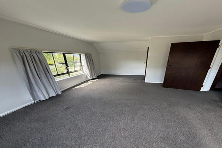 Photo of property in 8a Mallard Grove, Churton Park, Wellington, 6037