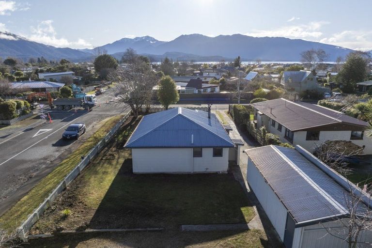 Photo of property in 12 Sutherland Street, Te Anau, 9600