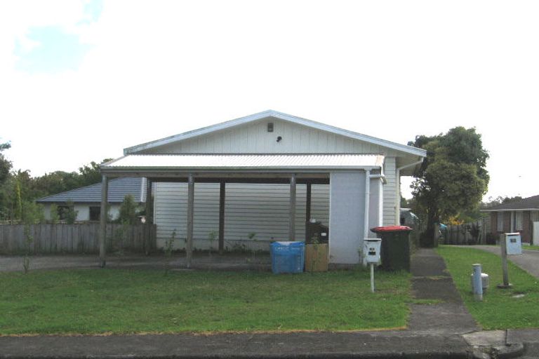 Photo of property in 60a Kingdale Road, Henderson, Auckland, 0610