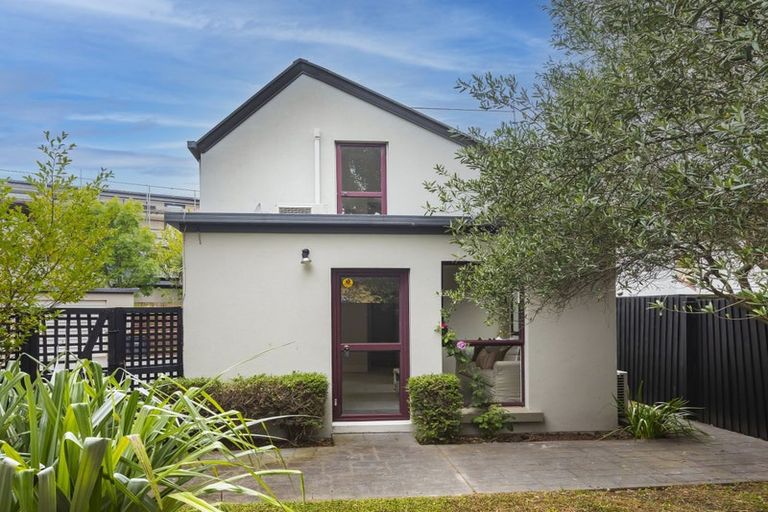 Photo of property in 6/16 Derby Street, St Albans, Christchurch, 8014