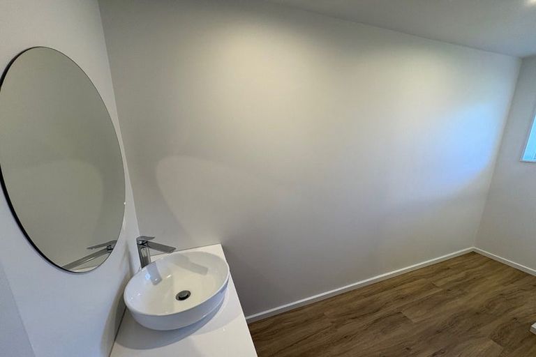 Photo of property in 3/39 Waimairi Road, Upper Riccarton, Christchurch, 8041