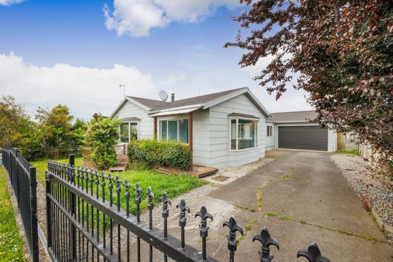 Photo of property in 101 Hillcrest Drive, Kelvin Grove, Palmerston North, 4414