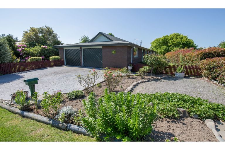 Photo of property in 111 Bowen Street, Rakaia, 7710