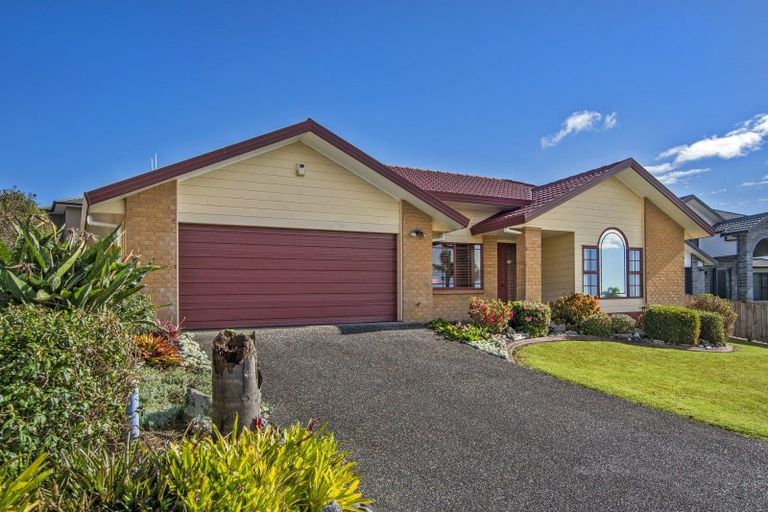 Photo of property in 15 Pebble Beach Boulevard, Te Kamo, Whangarei, 0112