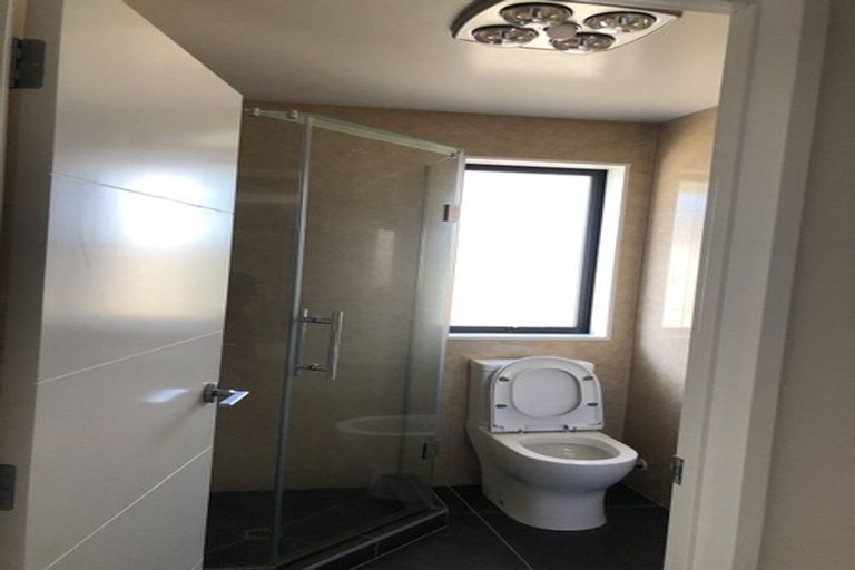 Photo of property in 1u5 Burrows Place, Frankton, Hamilton, 3204