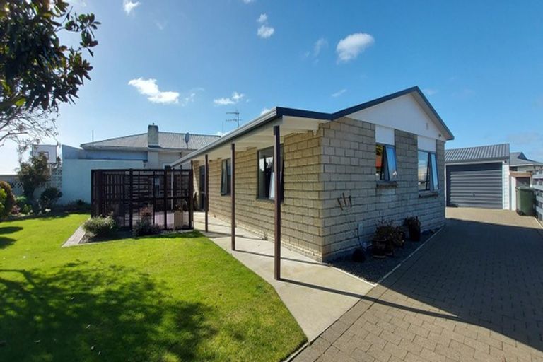 Photo of property in 212 Waihi Road, Hawera, 4610