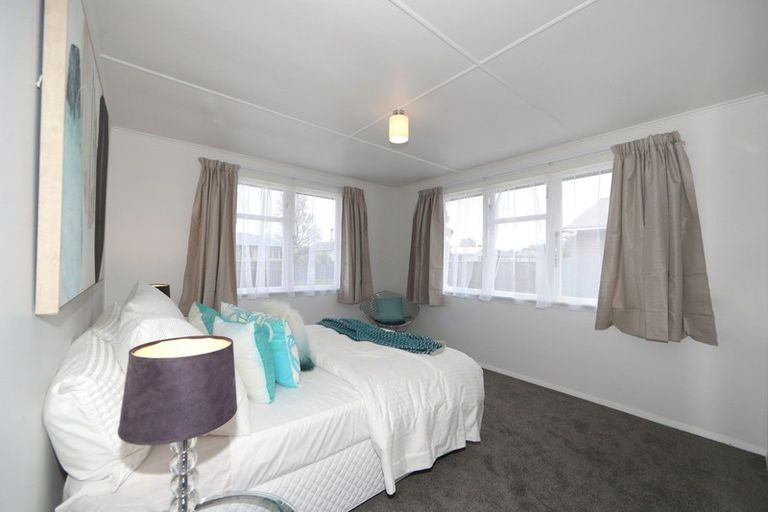 Photo of property in 30 Lipscombe Crescent, Havelock North, 4130