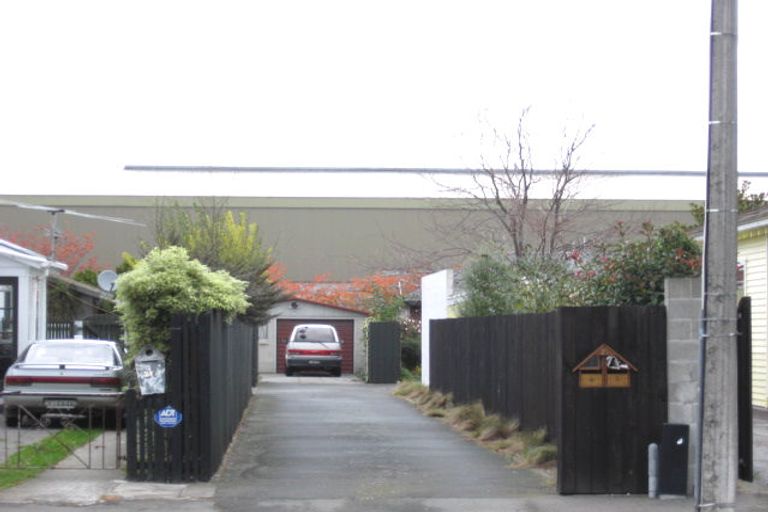 Photo of property in 1/21 Northcote Road, Northcote, Christchurch, 8052