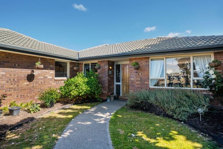 Photo of property in 32 Masefield Drive, Rolleston, 7614