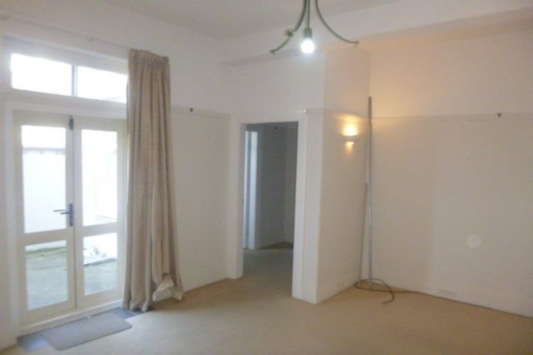 Photo of property in Blythswood Flats, 19/3f Aro Street, Aro Valley, Wellington, 6021