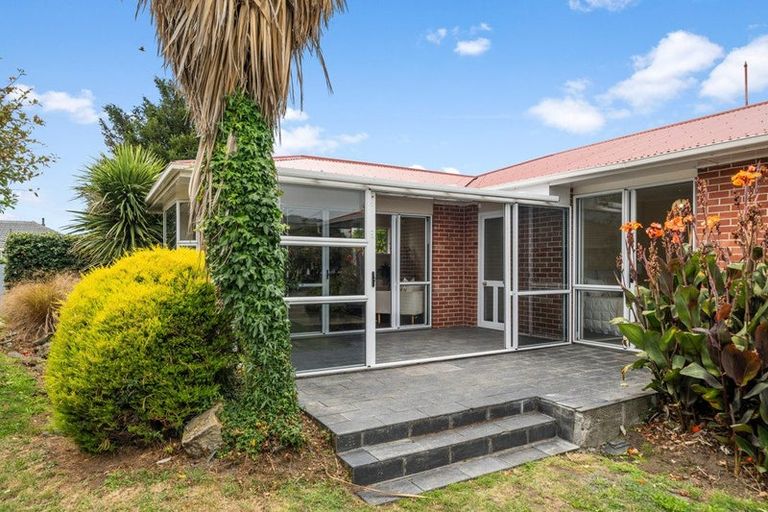 Photo of property in 26 Glenora Place, Hornby, Christchurch, 8042