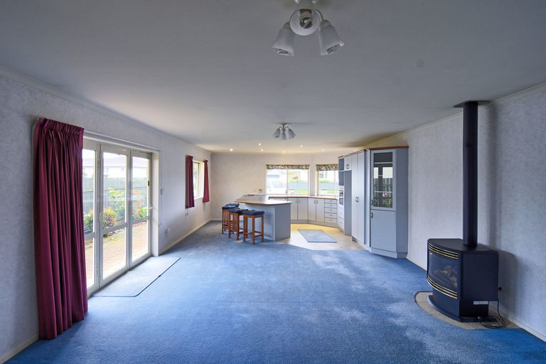 Photo of property in 12 Mckenna Street, Masterton, 5810